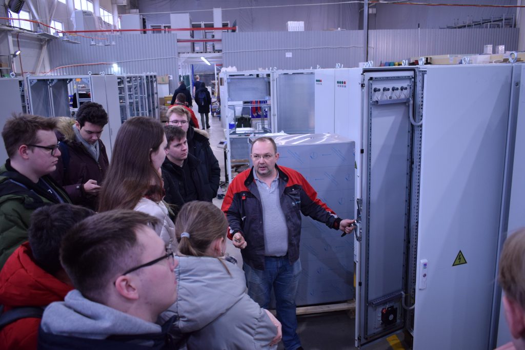 Твой первый шаг в карьере на производственной площадки ООО "Вест-Инжиниринг" 14.12.2022